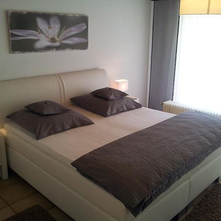 Gaestehaus Lohmann Hotel Bullay Kültér fotó